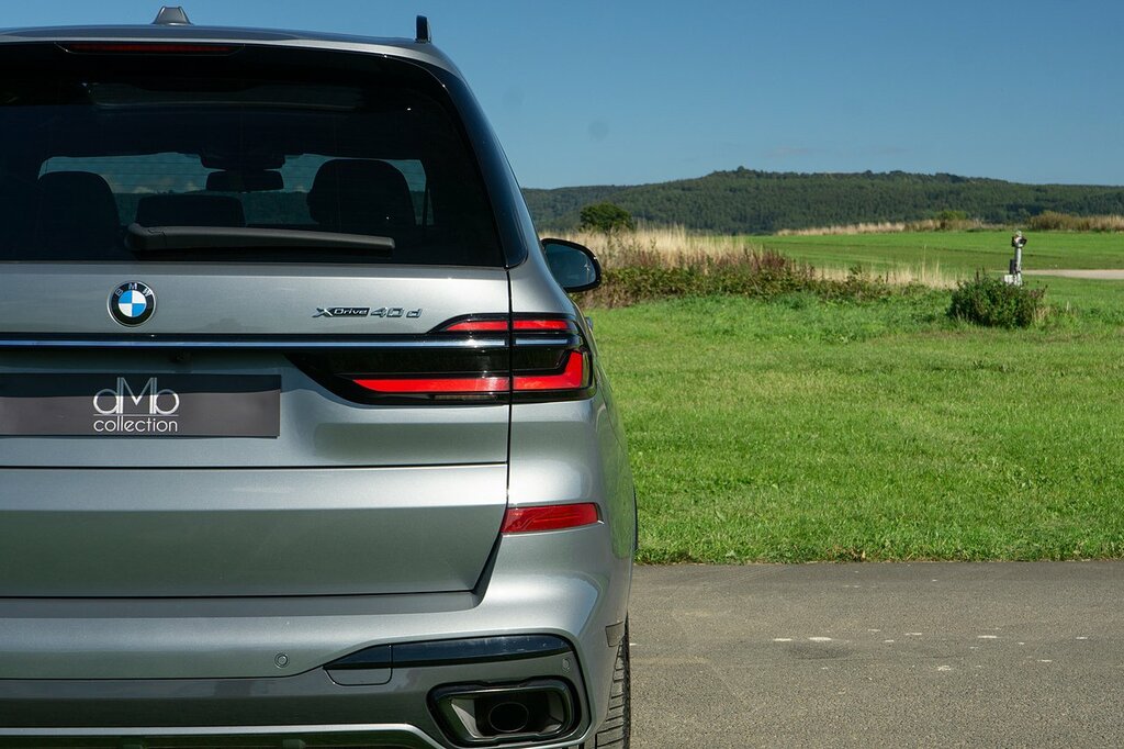 BMW X7 Xdrive40i Mht M Sport Step Black #19