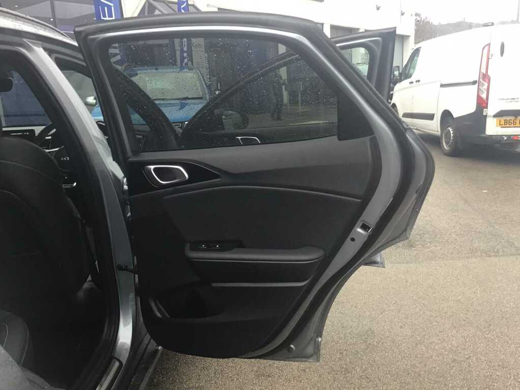 Kia Xceed 1.5T Gdi Isg 138 3 Dct White #17