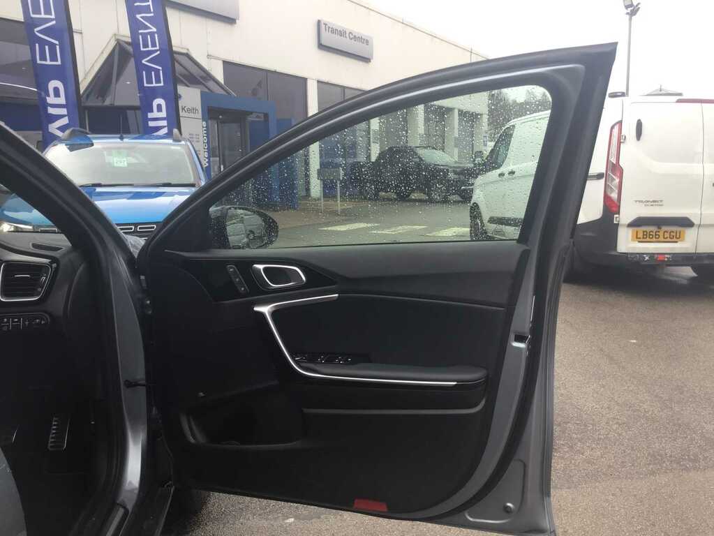 Kia Xceed 1.5T Gdi Isg 138 3 Dct White #15