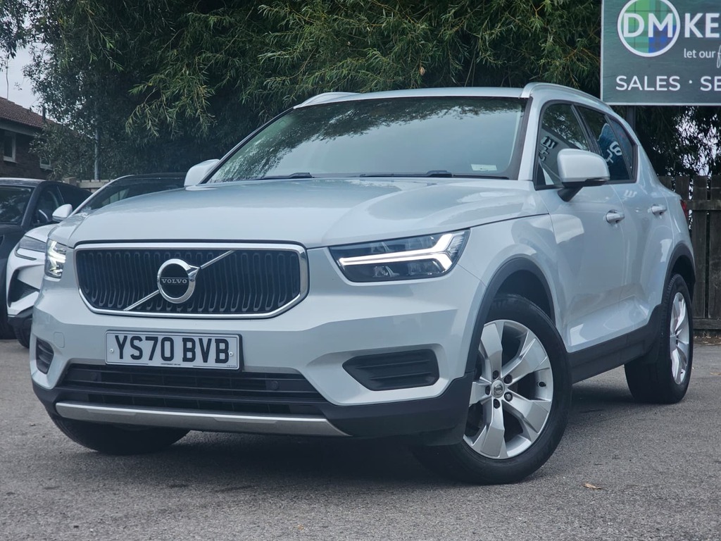Volvo XC40 1.5 T3 163 Momentum Silver #3