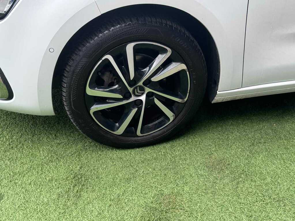 Citroen C4 Picasso 1.6 Bluehdi Flair White #6
