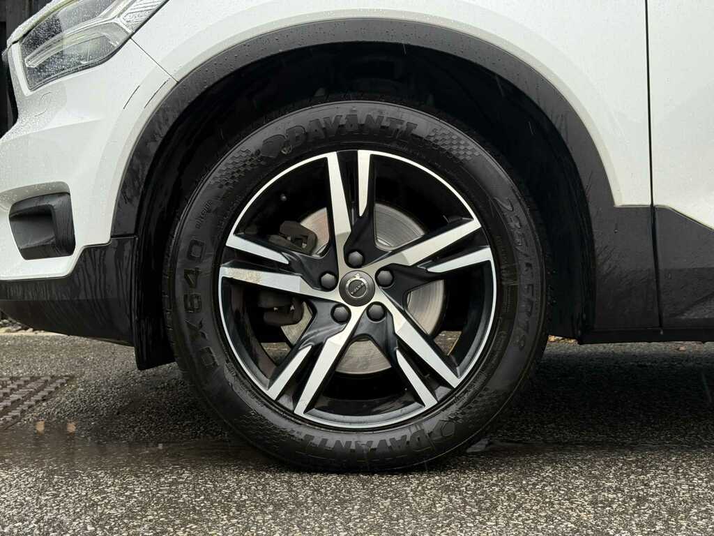 Volvo XC40 2.0 D4 190 R Design Awd Geartronic White #5