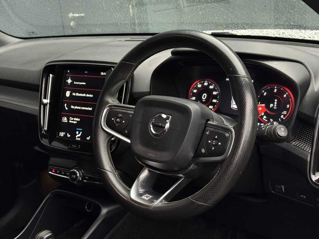Volvo XC40 2.0 D4 190 R Design Awd Geartronic White #2
