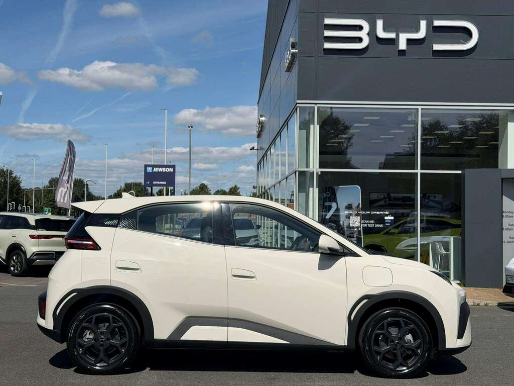 Byd Dolphin 65Kw Boost 43Kwh White #3