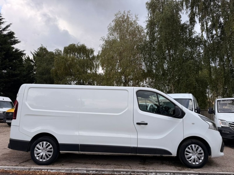 Renault Trafic Sl27 Sport Dci Swb Van Ac Nav White #10