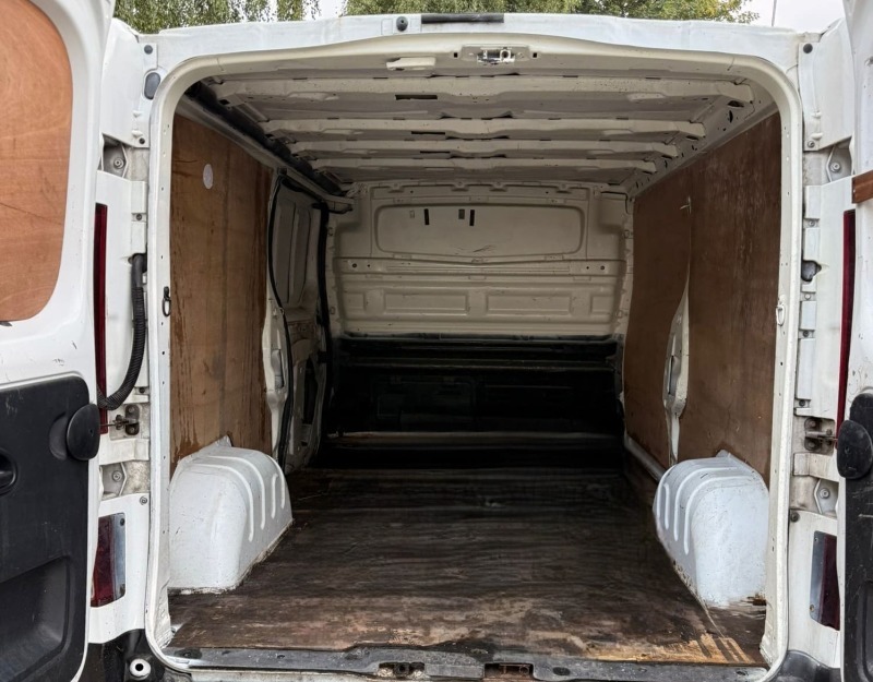 Renault Trafic Sl27 Sport Dci Swb Van Ac Nav White #8