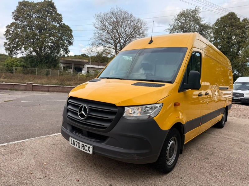Mercedes-Benz Sprinter 3.5T H2 Progressive Van - 2020 70 Yellow #5