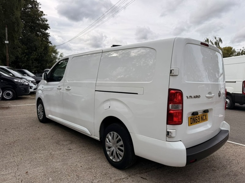Vauxhall Vivaro 1.5 Turbo D 120 Bhp Edition White #8