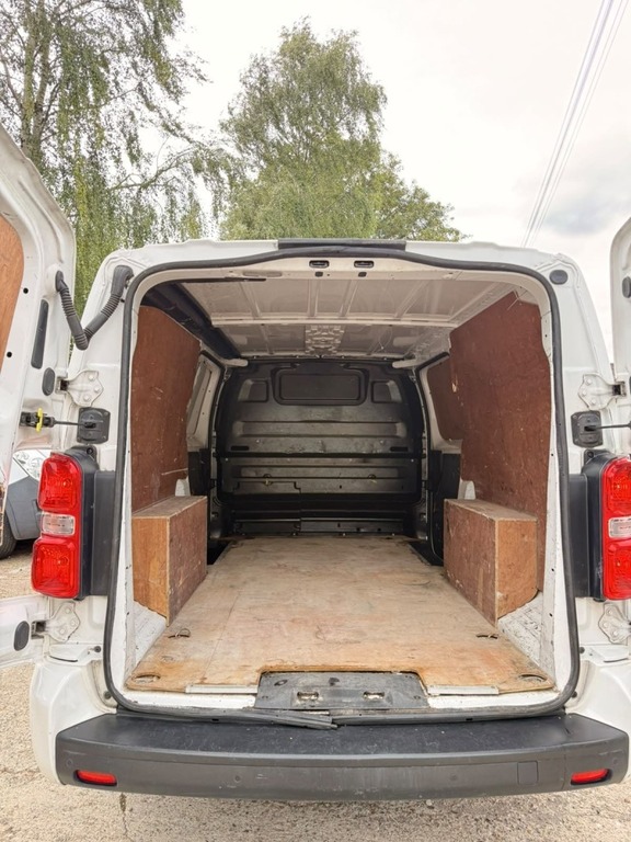 Vauxhall Vivaro 1.5 Turbo D 120 Bhp Edition White #11