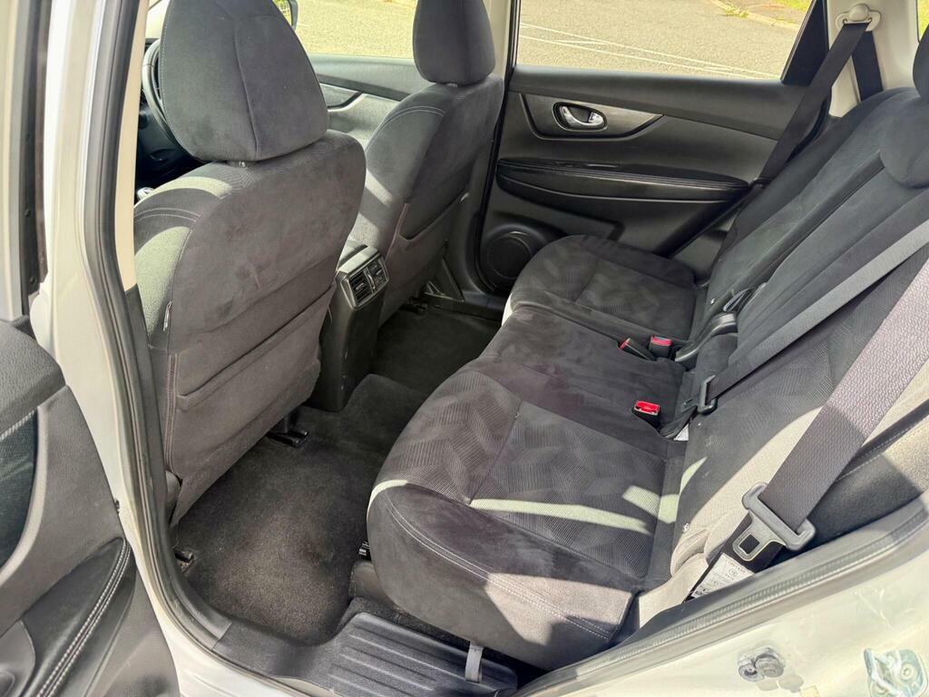 Nissan X-Trail N-tec Dci #24