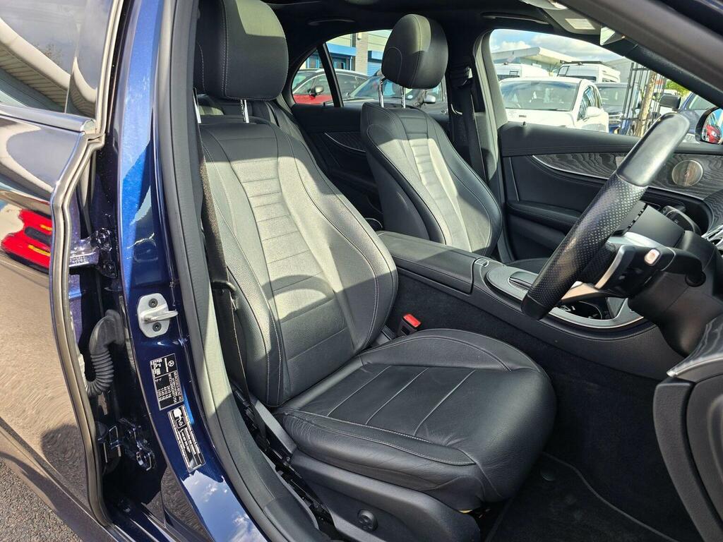 Mercedes-Benz E Class 2.0 E220d Amg Line Night Edition Premium Plus G- Blue #6