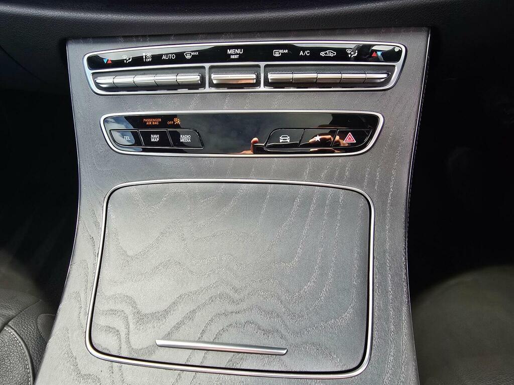 Mercedes-Benz E Class 2.0 E300h Mhev Amg Line Premium Coupe Red #25