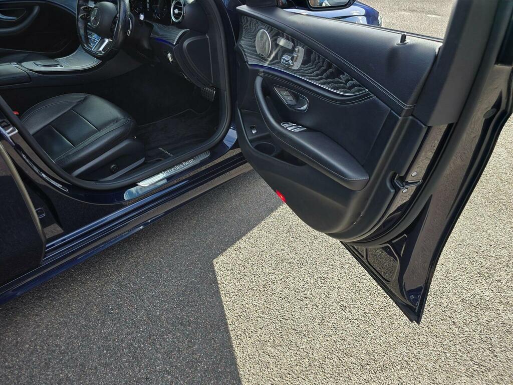 Mercedes-Benz E Class 2.0 E300h Mhev Amg Line Premium Coupe Red #39