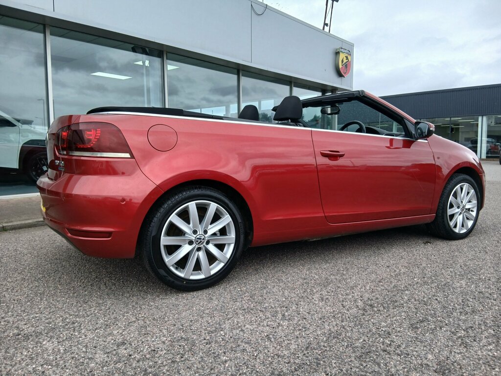 Volkswagen Golf 2.0 Tdi Bluemotion Tech Se Cabriolet Red #6