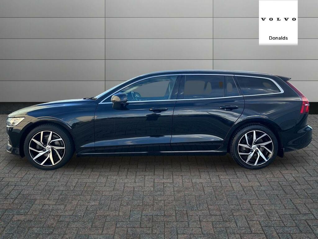 Volvo V60 D3 Momentum Plus Black #6