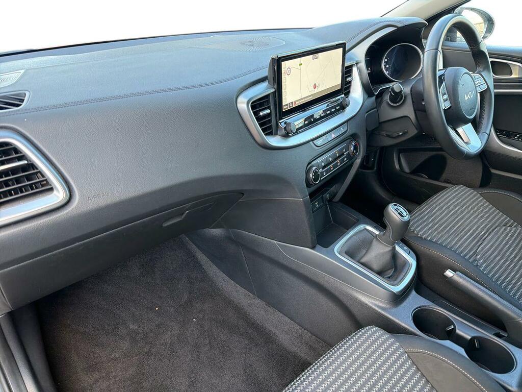 Kia Ceed 1.5T Gdi Isg 138 Gt-line Red #15