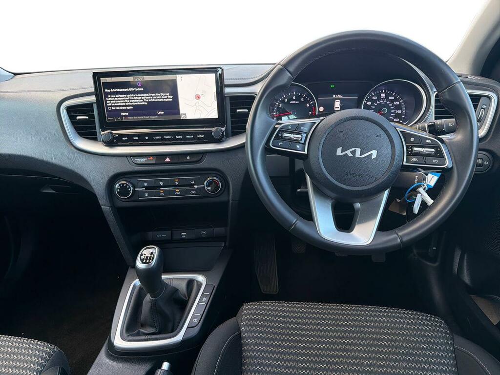 Kia Ceed 1.5T Gdi Isg 138 Gt-line Red #11