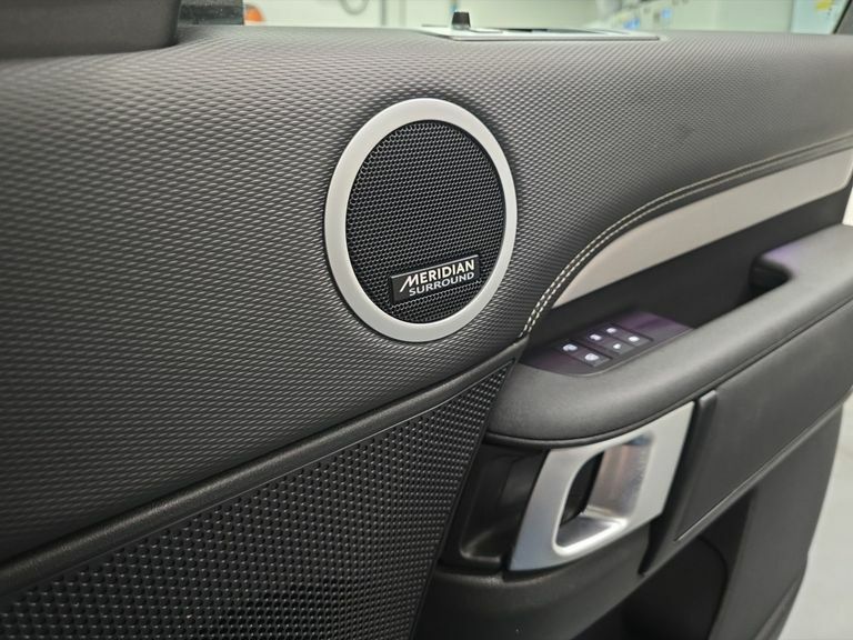 Land Rover Discovery R-dynamic Se D Mhev 4Wd Silver #24