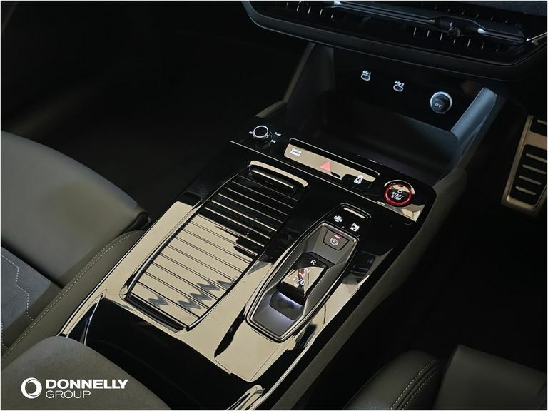 Audi A6 100Kwh Launch Edition Estate 36 Black #24