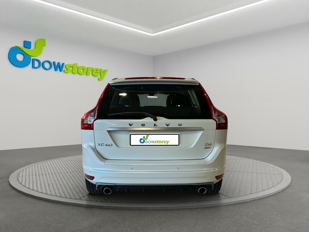 Volvo XC60 2.4 R-design Lux Nav D5 Awd White #6