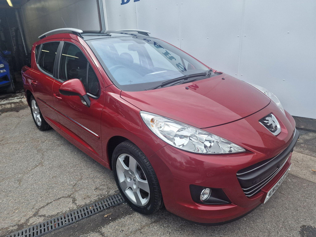 Peugeot 207 SW 1.6 Vti Sport Red
