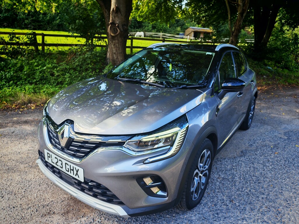 Renault Captur 1.0 Techno Tce 90 My22 Grey
