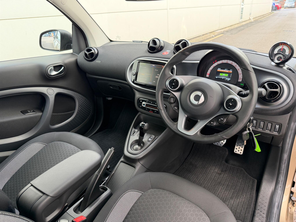 Smart Fortwo Coupe 17.6Kwh Passion Advanced Coupe Silver #9