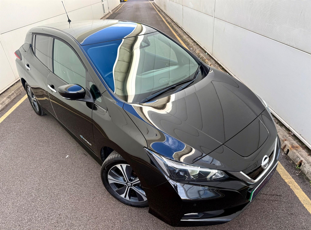 Nissan Leaf 40Kwh N-connecta Black #4