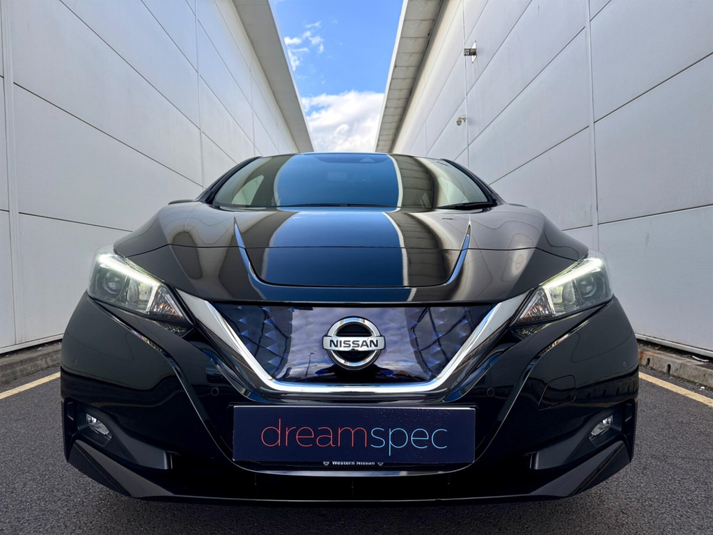 Nissan Leaf 40Kwh N-connecta Black #2