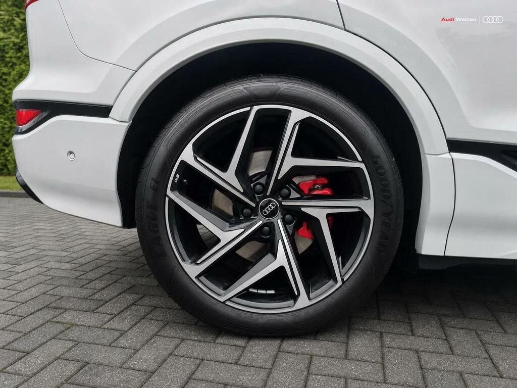 Audi SQ6 E-Tron Sq6 Sportback Edition 1 E-tron 360,00 Kw White #5