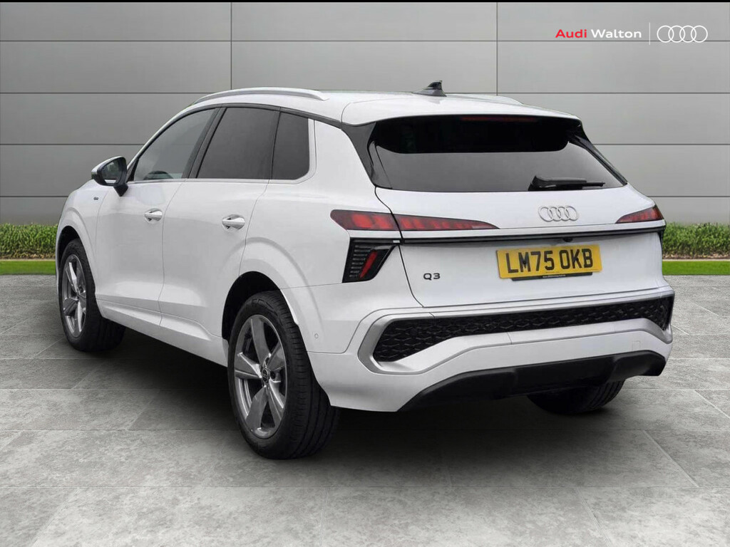 Audi Q3 Suv S Line Tfsi 150 Ps S Tronic White #3