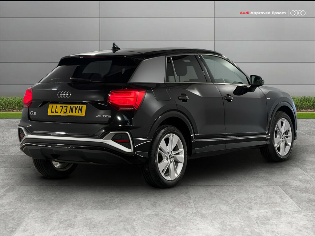 Audi Q2 Audi Estate 30 Tfsi Black Edition White #7