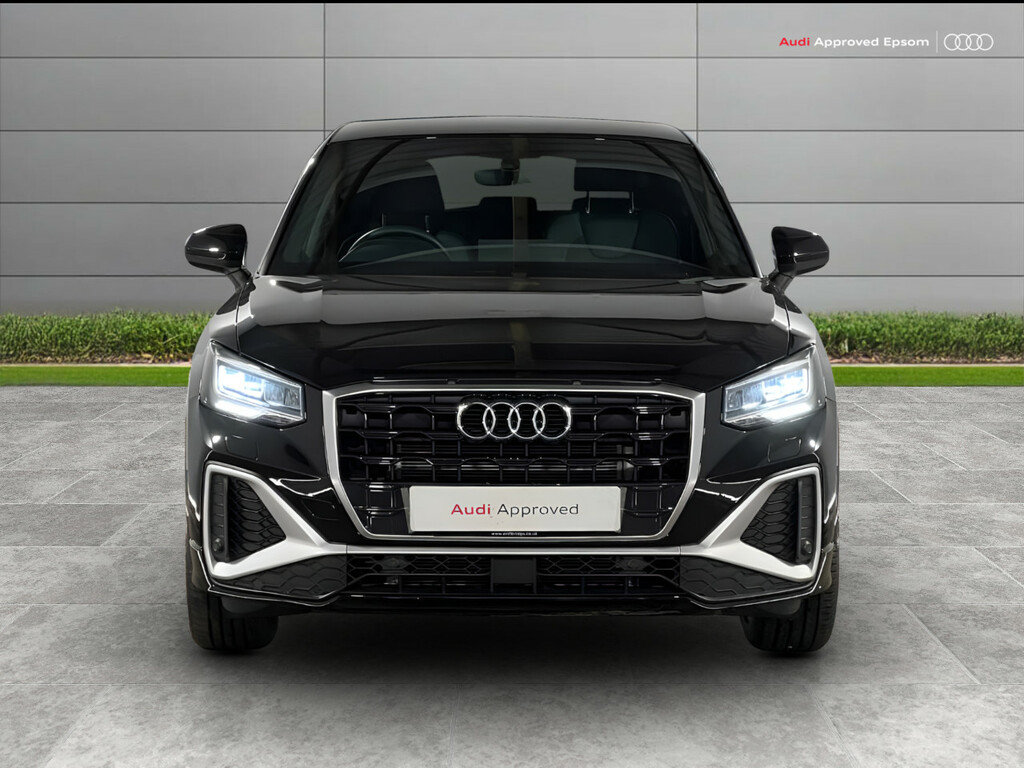 Audi Q2 Audi Estate 30 Tfsi Black Edition White #9