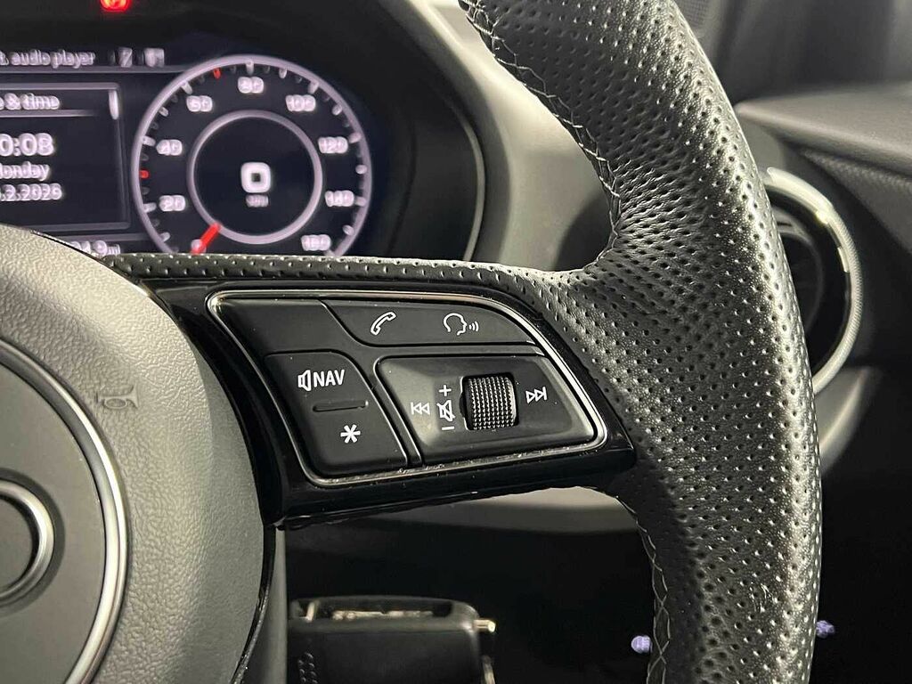 Audi Q2 Audi Estate 30 Tfsi Black Edition White #26