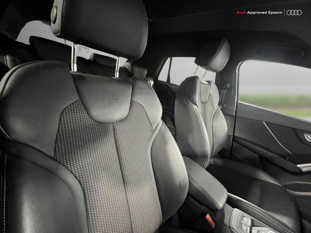 Audi Q2 Audi Estate 30 Tfsi Black Edition White #12