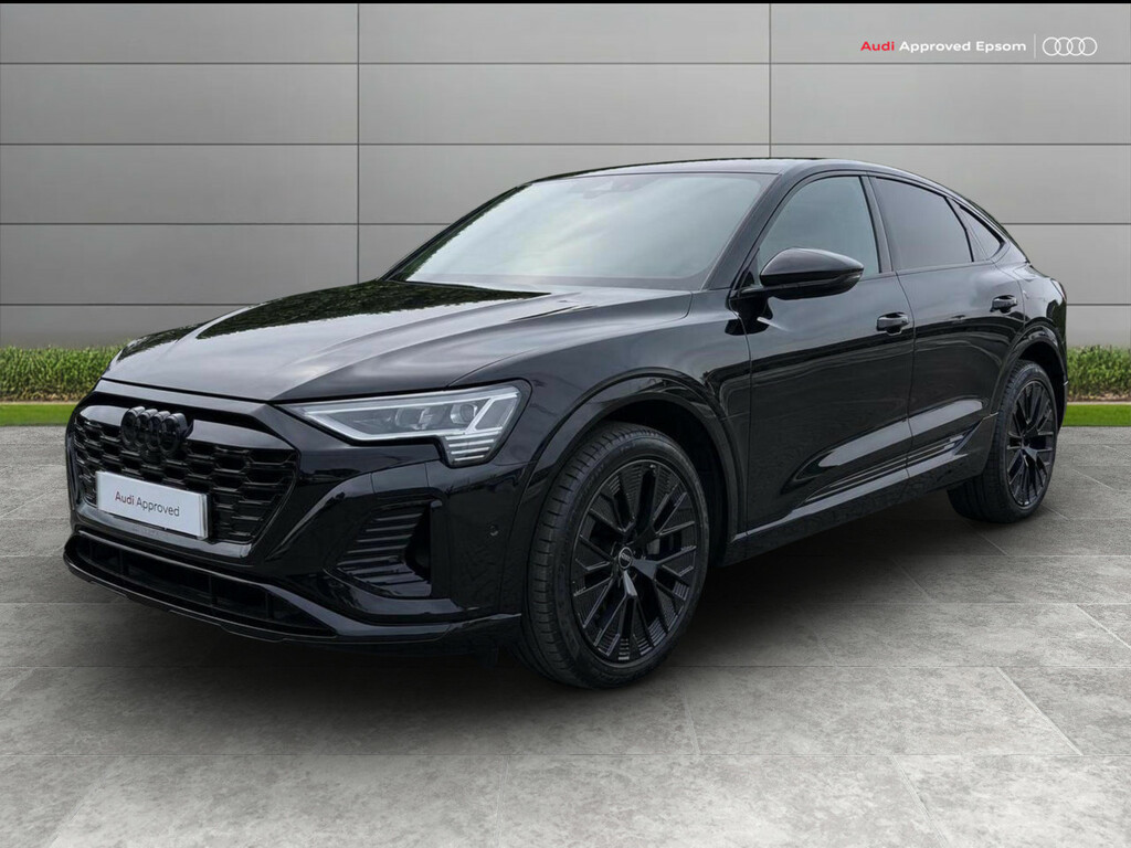 Audi Q8 e tron 300Kw 55 Quattro 114Kwh Black Edition Black #3