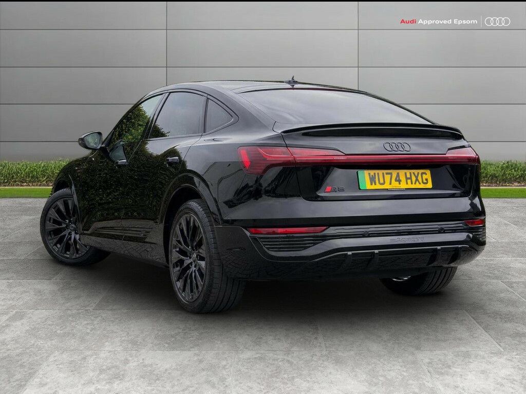 Audi Q8 e tron 300Kw 55 Quattro 114Kwh Black Edition Black #6