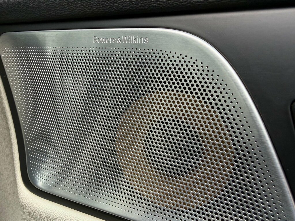 Volvo V60 T4 R-design Nav Grey #21