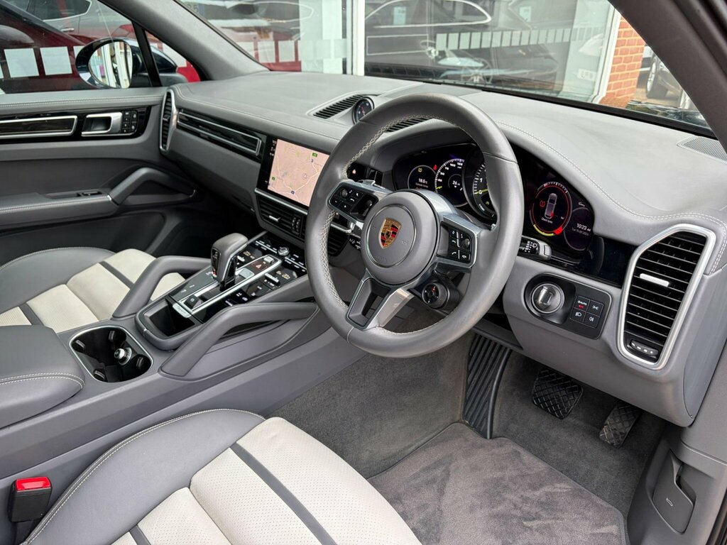 Porsche Cayenne 3.0 V6 E-hybrid 17.9Kwh Platinum Edition Tiptronic #6