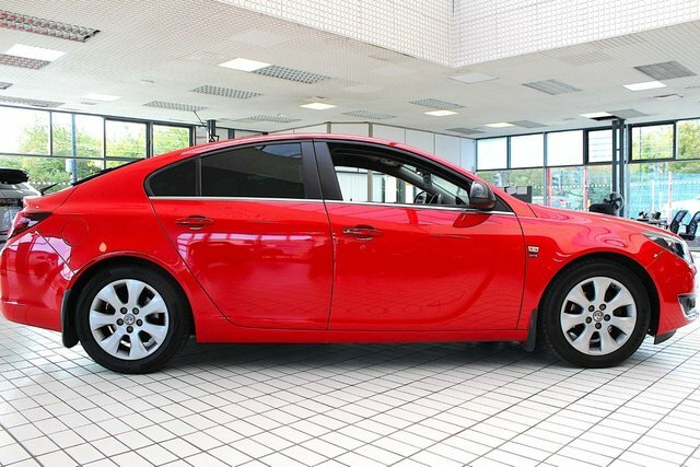 Vauxhall Insignia Hatchback 1.6 Cdti Sri VX Line Nav Euro 6 Ss White #8