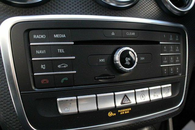 Mercedes-Benz A Class A180d Amg Line Premium Silver #30
