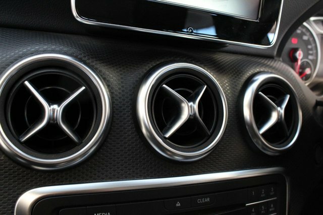 Mercedes-Benz A Class A180d Amg Line Premium Silver #29