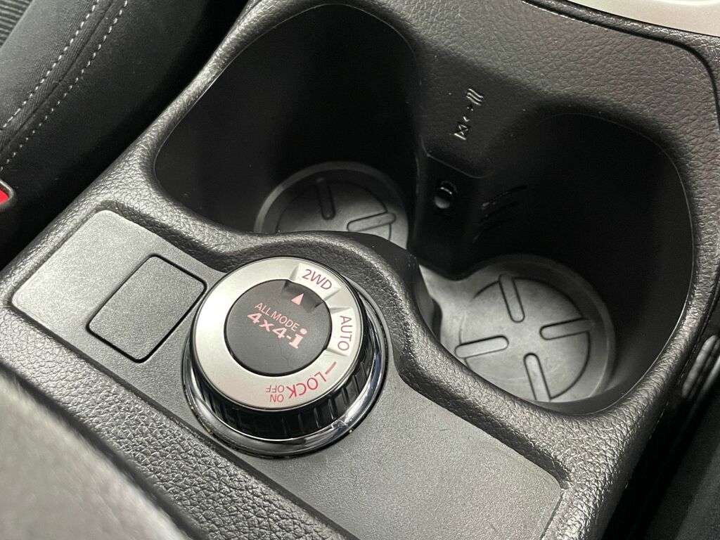 Nissan X-Trail N-vision Grey #40