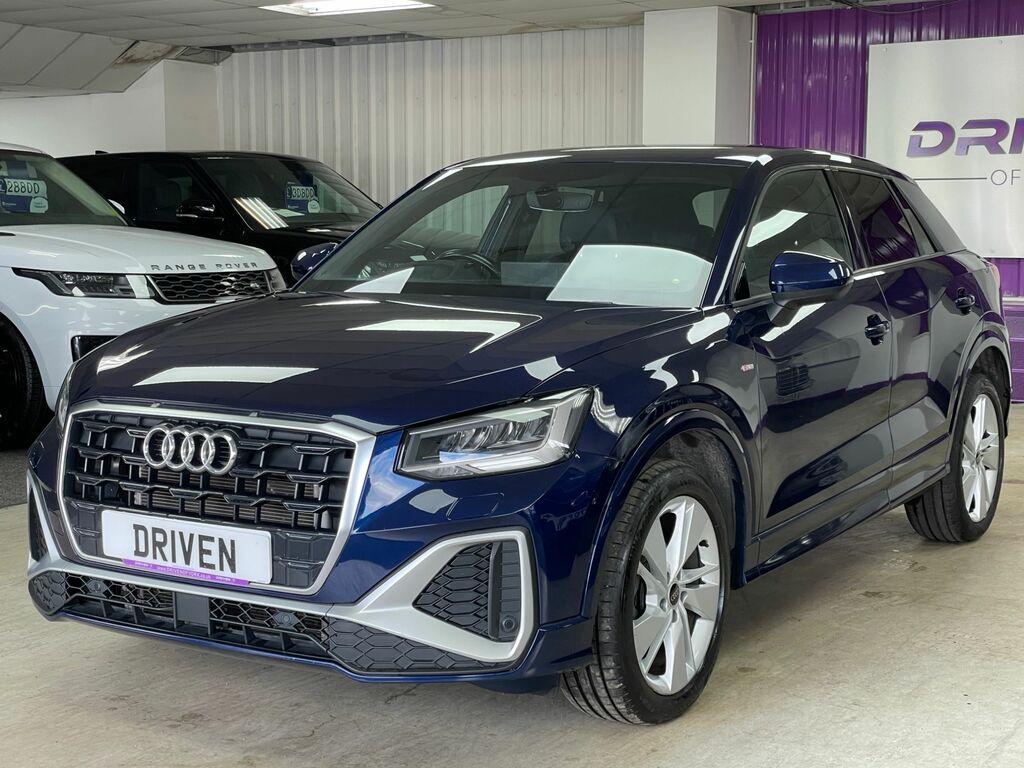 Audi Q2 Petrol Blue #6
