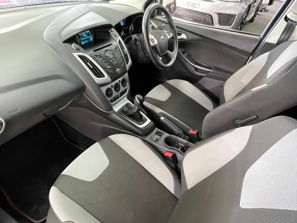 Ford Focus 1.6 Tdci Zetec Euro 5 Ss Silver #25