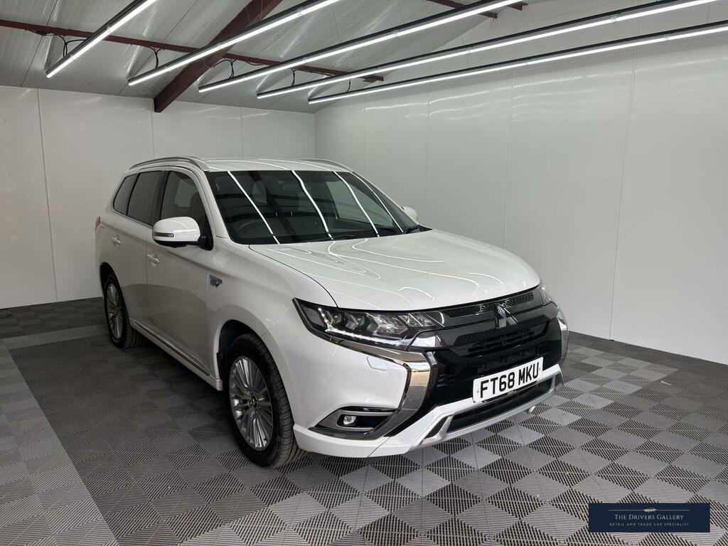 Mitsubishi Outlander Suv 2.4H Twinmotor 13.8Kwh 4H Cvt 4Wd Euro 6 Ss White