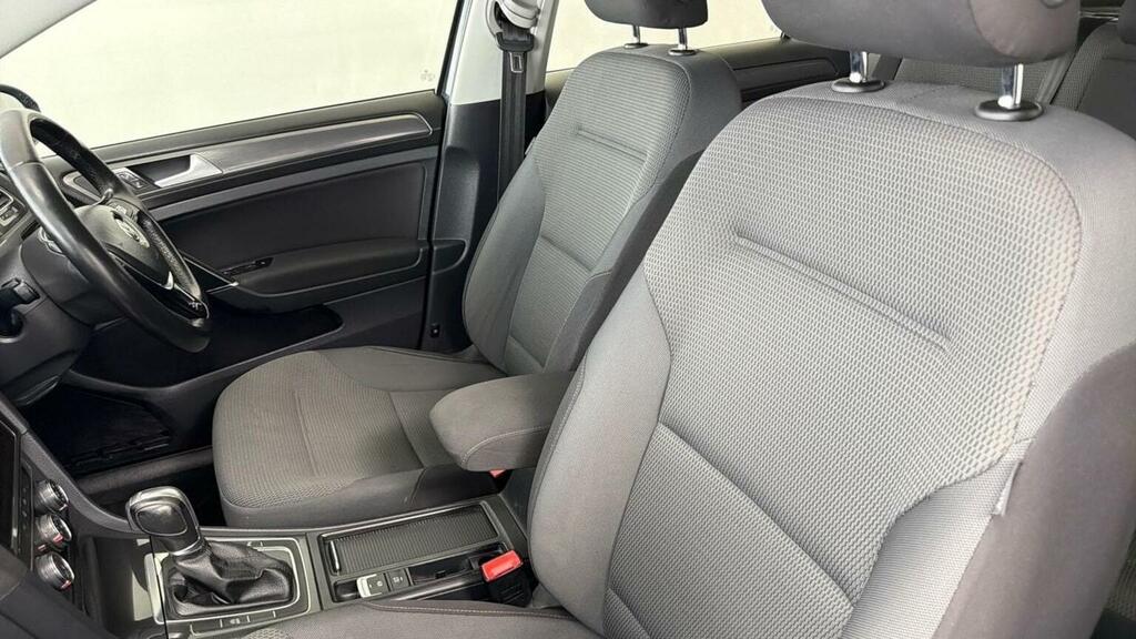 Volkswagen Golf Hatchback 1.6 Tdi Bluemotion Tech Se Nav Dsg Euro Grey #3