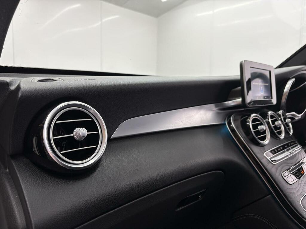 Mercedes-Benz GLC Class Glc 220 D 4Matic Amg Line Premium White #13