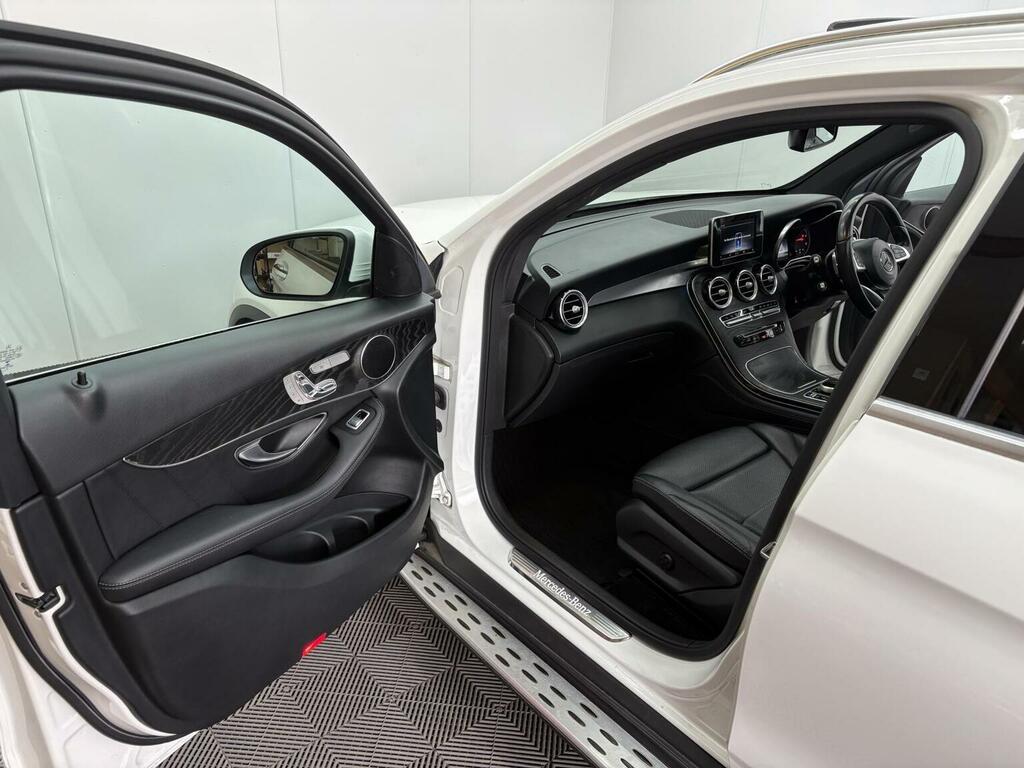 Mercedes-Benz GLC Class Glc 220 D 4Matic Amg Line Premium White #36