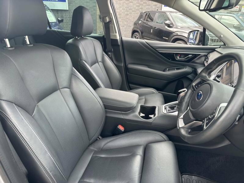 Subaru Outback Outback Touring Symmetrical Awd Cvt Black #12